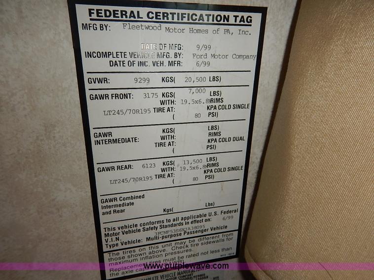 image for item I5127 2000 Ford 36T Fleetwood Southwind RV