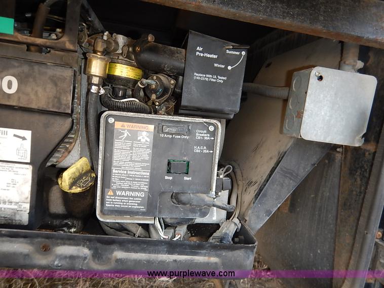 image for item I5127 2000 Ford 36T Fleetwood Southwind RV