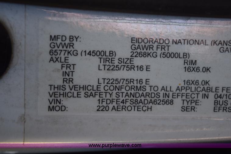 image for item K2295 2010 Ford Econoline E450 bus