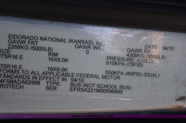 image for item K2295 2010 Ford Econoline E450 bus