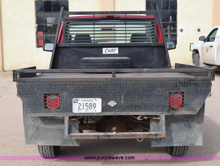 image for item K2302 1994 Ford F250 XL HD flatbed pickup truck