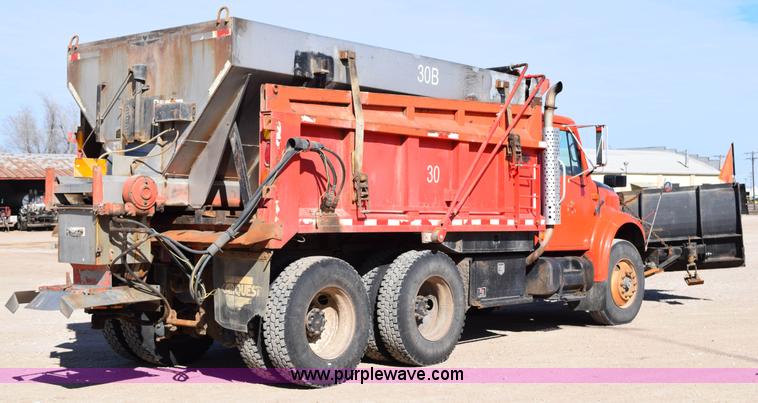 image for item K2303 1993 International 4900 dump truck