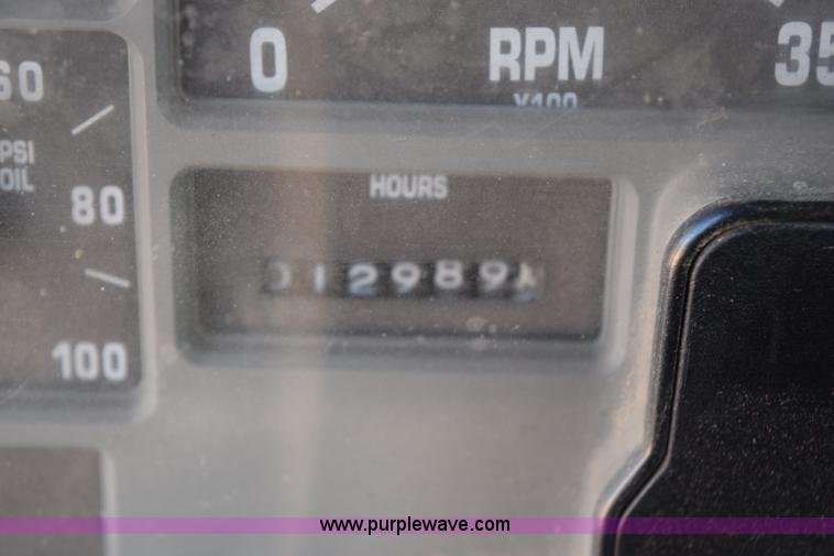 image for item K2303 1993 International 4900 dump truck