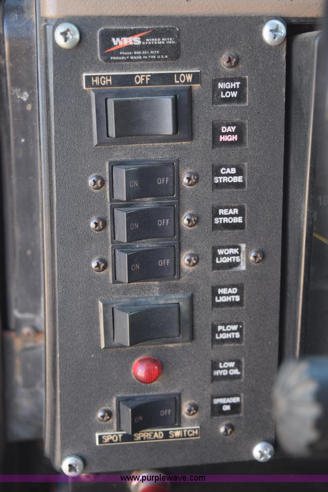 image for item K2303 1993 International 4900 dump truck