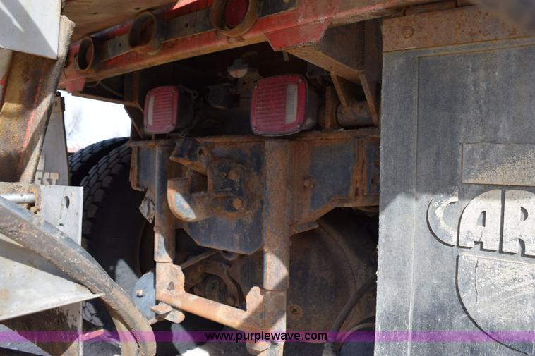 image for item K2303 1993 International 4900 dump truck