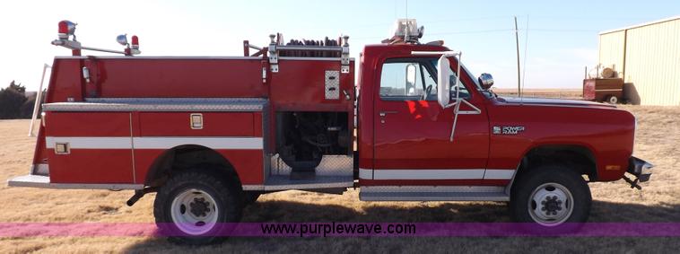 image for item K3059 1985 Dodge W350 Custom fire truck