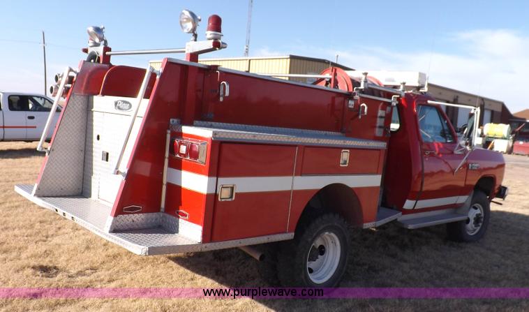 image for item K3059 1985 Dodge W350 Custom fire truck
