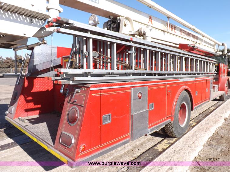 image for item K3066 1968 International CO-819D fire truck