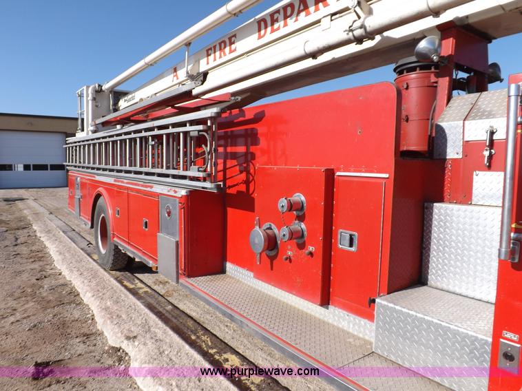 image for item K3066 1968 International CO-819D fire truck