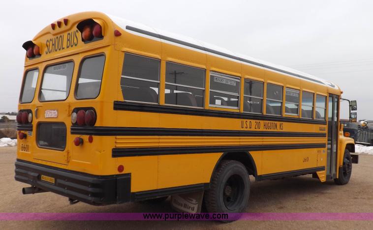 image for item K3116 2001 Chevrolet B7 Blue Bird bus
