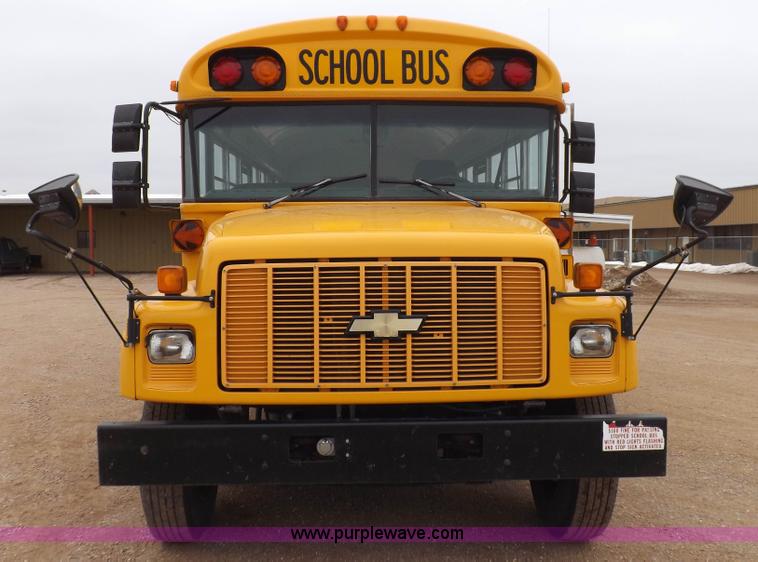 image for item K3116 2001 Chevrolet B7 Blue Bird bus