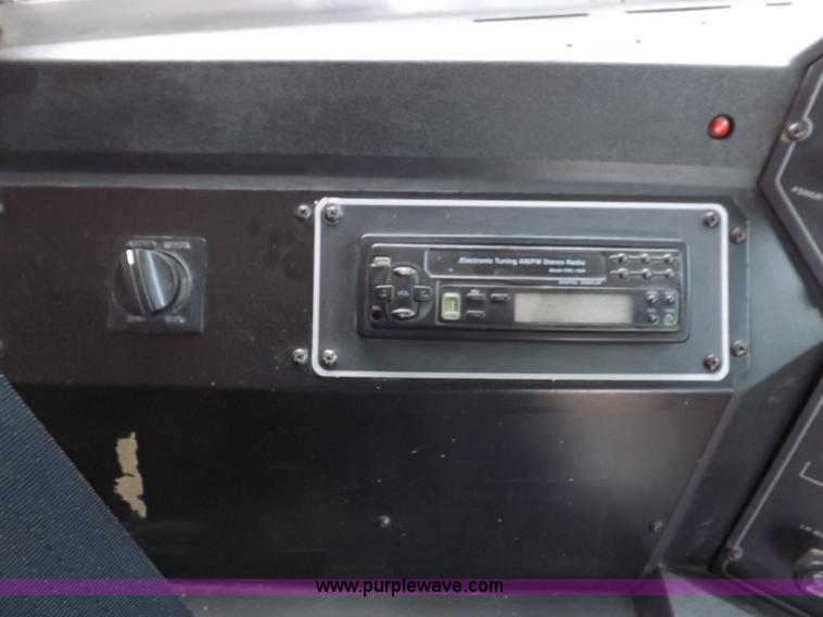 image for item K3116 2001 Chevrolet B7 Blue Bird bus