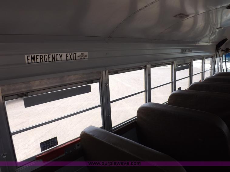 image for item K3116 2001 Chevrolet B7 Blue Bird bus