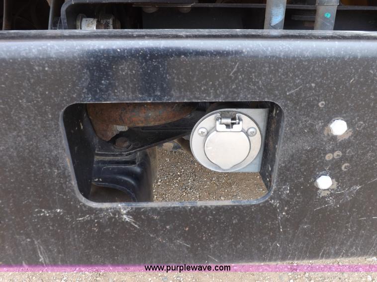 image for item K3116 2001 Chevrolet B7 Blue Bird bus