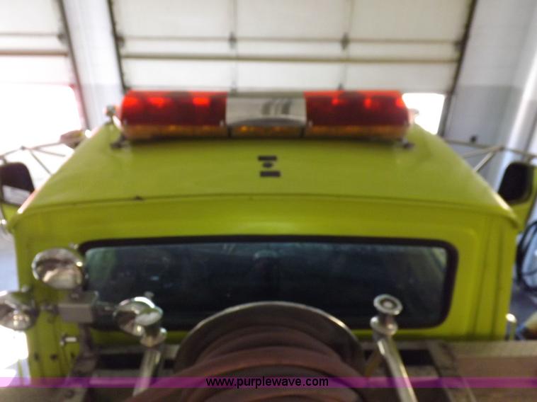 image for item K3133 1980 Ford 700 fire truck