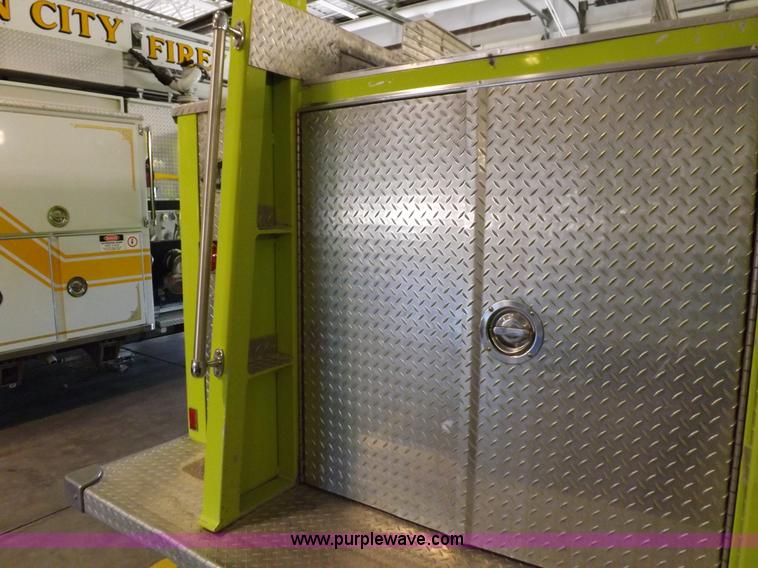 image for item K3133 1980 Ford 700 fire truck