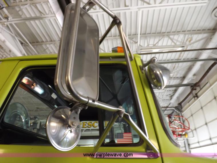 image for item K3133 1980 Ford 700 fire truck