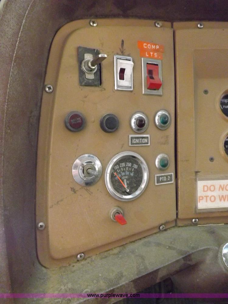 image for item K3133 1980 Ford 700 fire truck