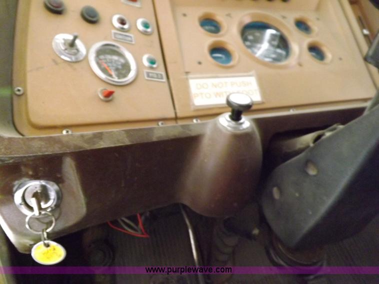 image for item K3133 1980 Ford 700 fire truck