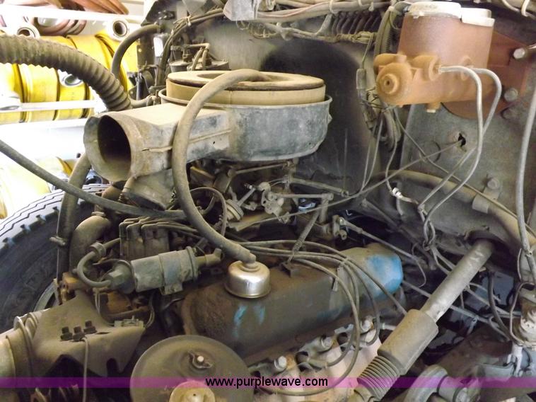 image for item K3133 1980 Ford 700 fire truck