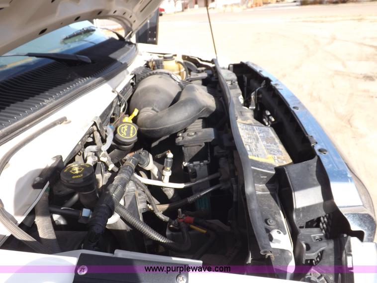 image for item K3149 2008 Ford E450 Super Duty van