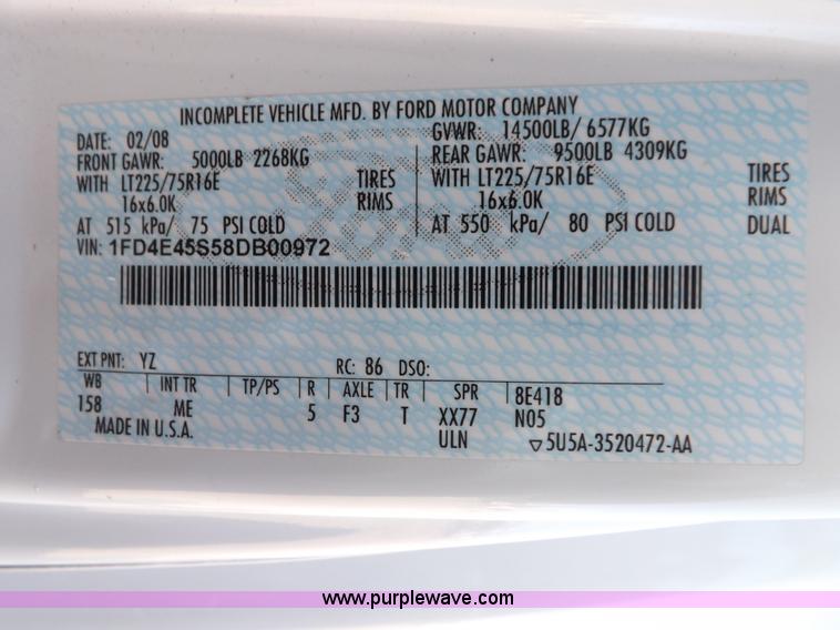 image for item K3149 2008 Ford E450 Super Duty van