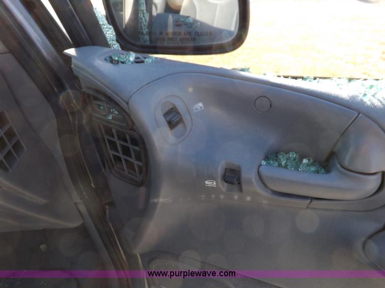 image for item K3150 1996 Dodge Grand Caravan LE