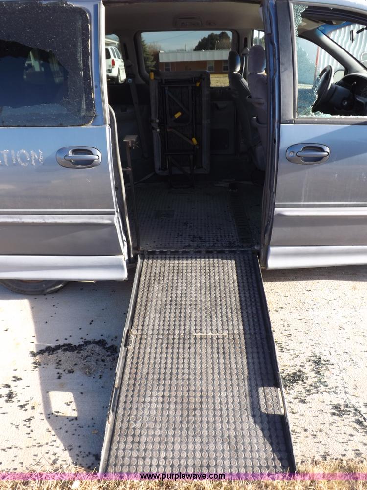 image for item K3150 1996 Dodge Grand Caravan LE