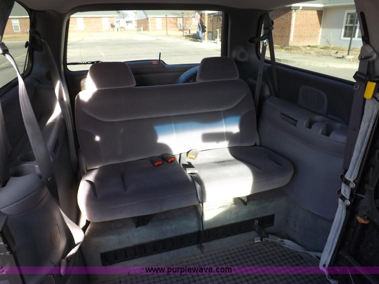 image for item K3150 1996 Dodge Grand Caravan LE
