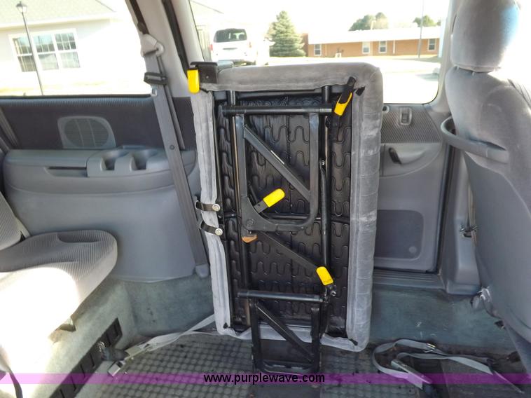 image for item K3150 1996 Dodge Grand Caravan LE