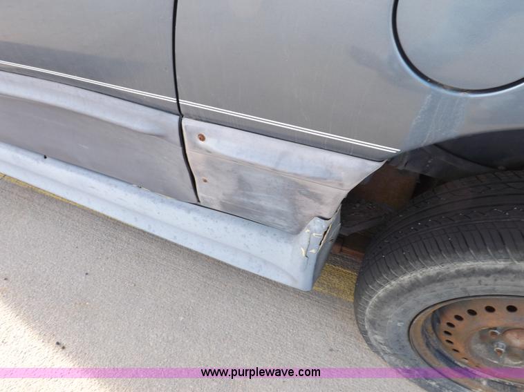 image for item K3150 1996 Dodge Grand Caravan LE