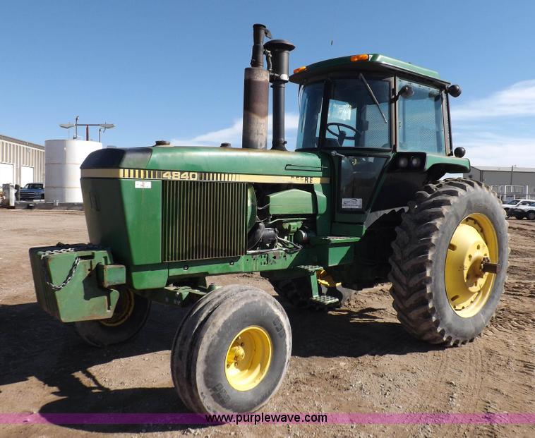 image for item K3161 1981 John Deere 4840 tractor