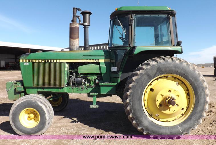 image for item K3161 1981 John Deere 4840 tractor