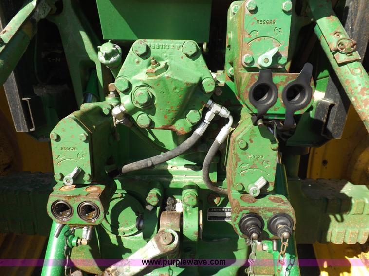 image for item K3161 1981 John Deere 4840 tractor