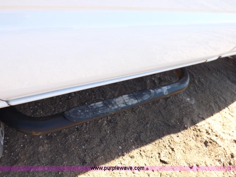 image for item K3164 2004 Chevrolet Silverado 2500HD pickup truck