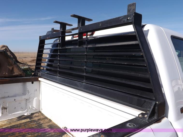 image for item K3164 2004 Chevrolet Silverado 2500HD pickup truck