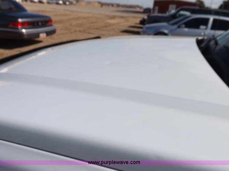 image for item K3164 2004 Chevrolet Silverado 2500HD pickup truck