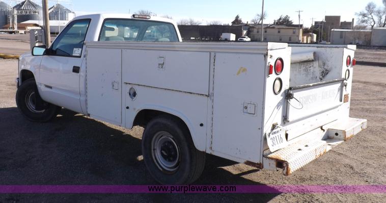 image for item K3172 1996 Chevrolet Cheyenne 2500 utility truck