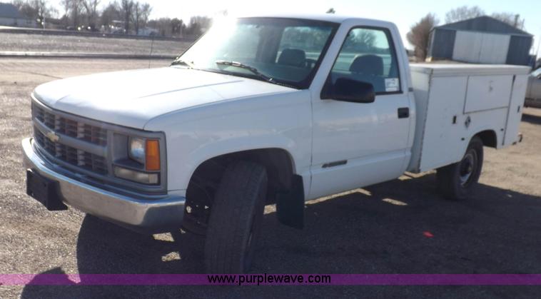 image for item K3172 1996 Chevrolet Cheyenne 2500 utility truck