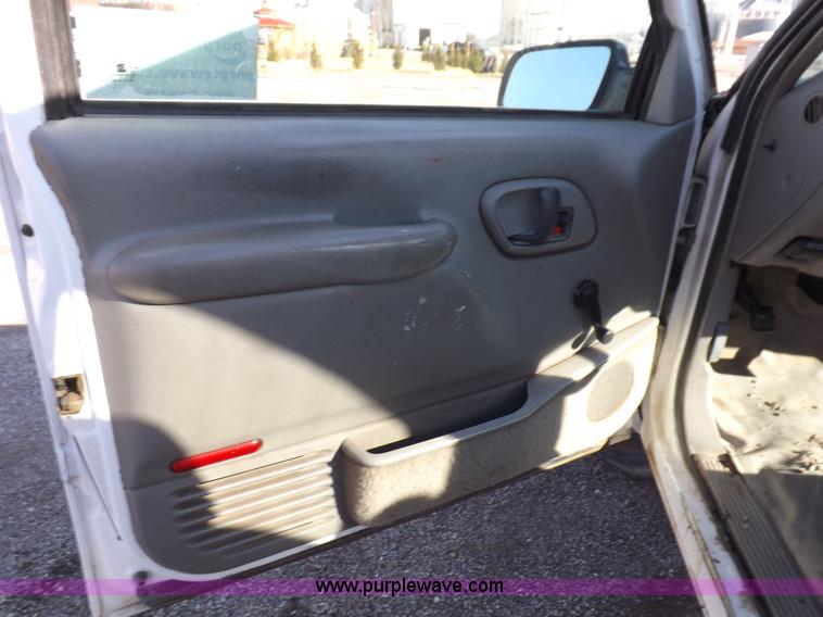 image for item K3172 1996 Chevrolet Cheyenne 2500 utility truck