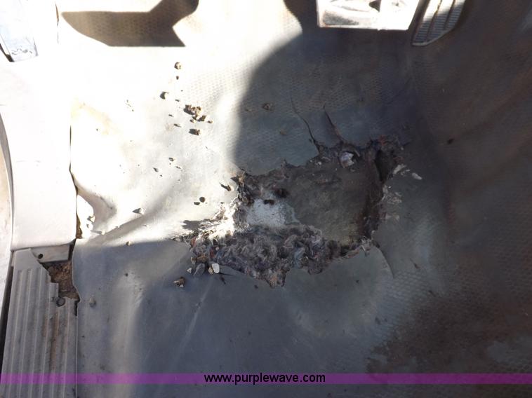 image for item K3172 1996 Chevrolet Cheyenne 2500 utility truck