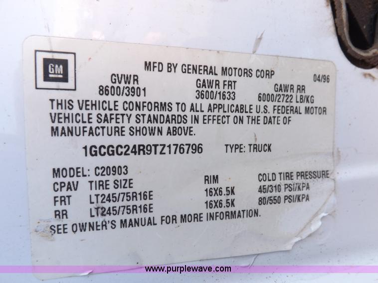 image for item K3172 1996 Chevrolet Cheyenne 2500 utility truck