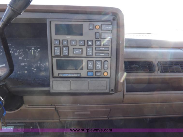 image for item K3173 1992 Chevrolet Cheyenne 2500 pickup truck