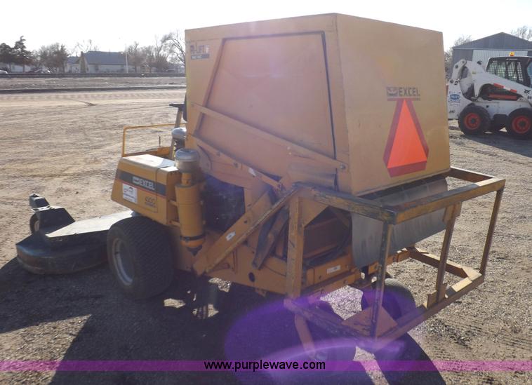 image for item K3174 Hustler 4300 ZTR lawn mower