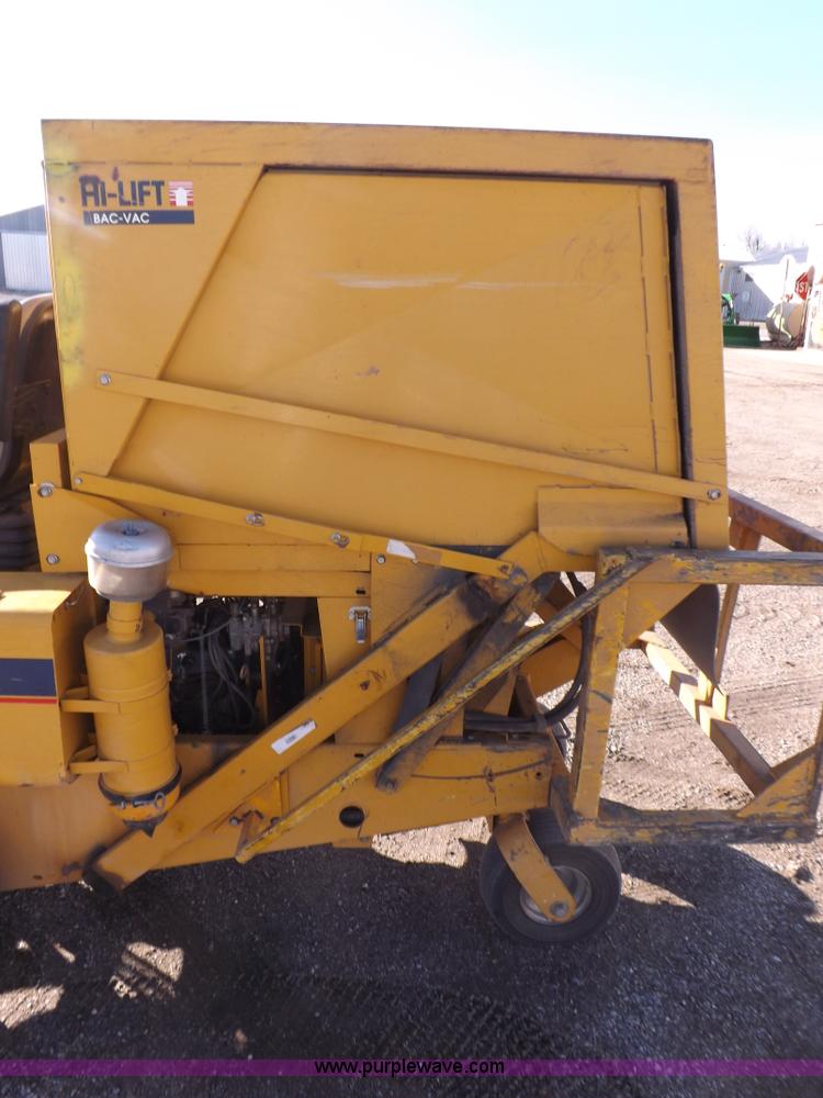 image for item K3174 Hustler 4300 ZTR lawn mower