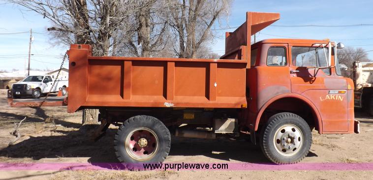 image for item K3190 1970 Ford 600 dump truck