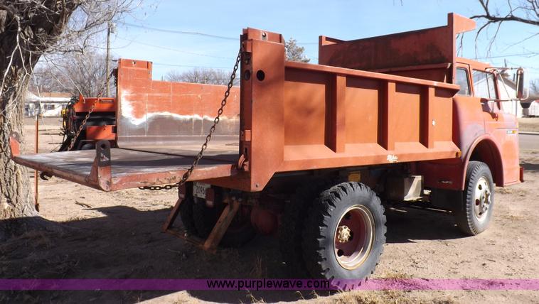 image for item K3190 1970 Ford 600 dump truck