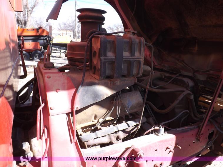 image for item K3190 1970 Ford 600 dump truck