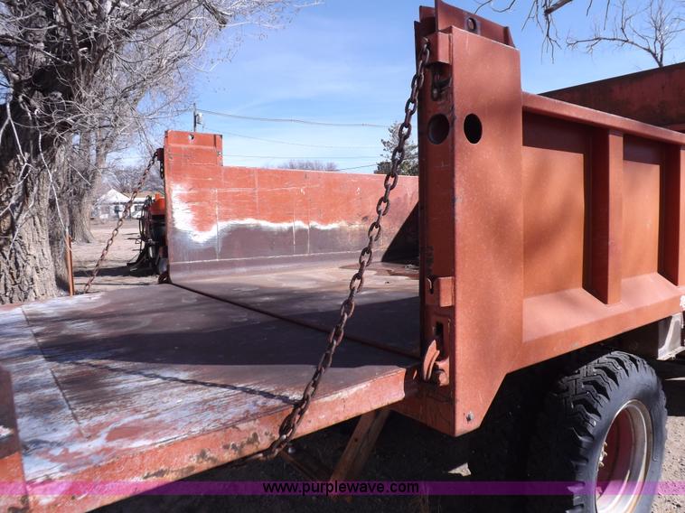 image for item K3190 1970 Ford 600 dump truck