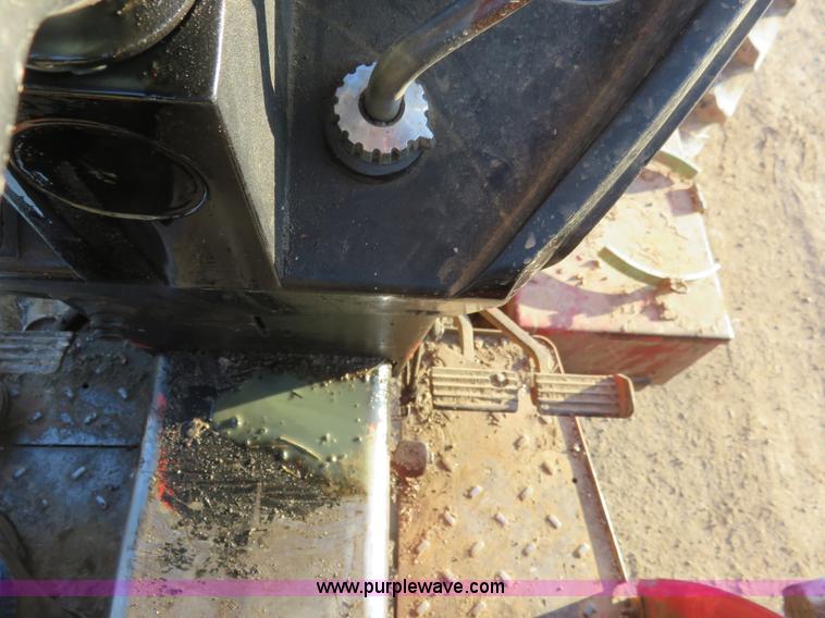 image for item K7077 1988 Case IH 885 MFWD tractor